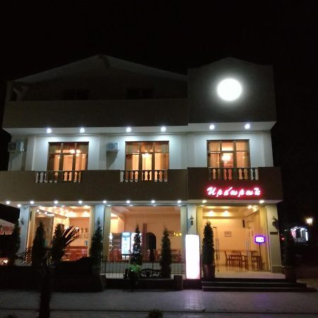 Ruzan Hotel Ijevan Bagian luar foto