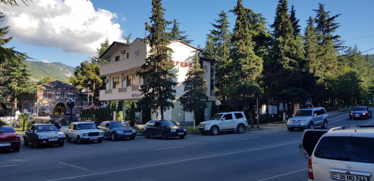 Ruzan Hotel Ijevan Bagian luar foto