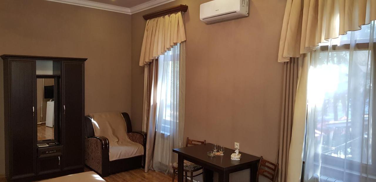Ruzan Hotel Ijevan Bagian luar foto