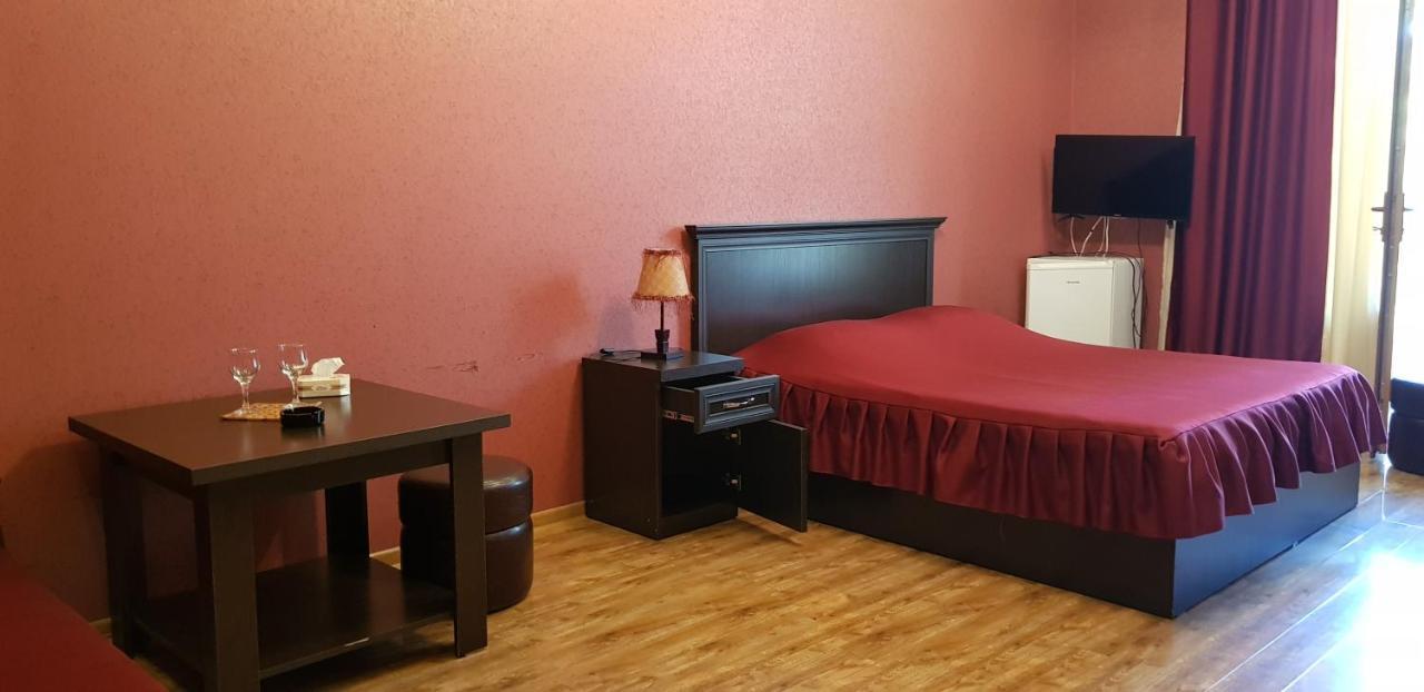 Ruzan Hotel Ijevan Bagian luar foto