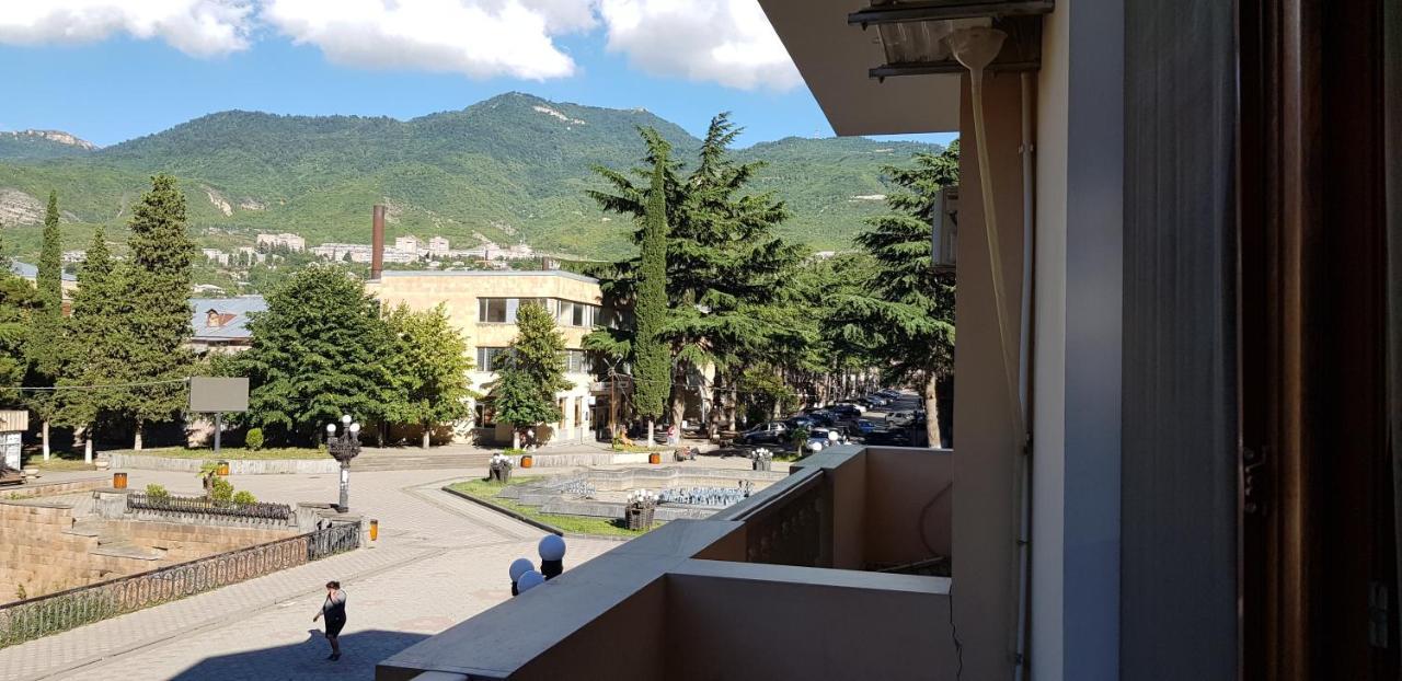 Ruzan Hotel Ijevan Bagian luar foto