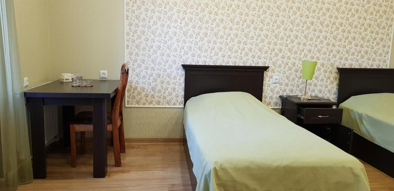 Ruzan Hotel Ijevan Bagian luar foto
