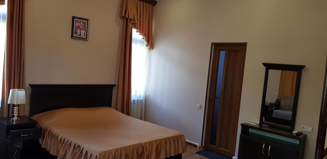 Ruzan Hotel Ijevan Bagian luar foto