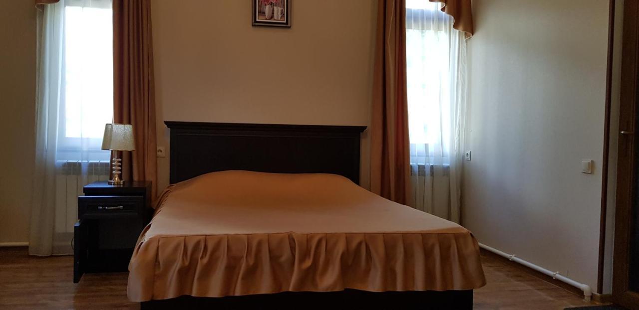Ruzan Hotel Ijevan Bagian luar foto
